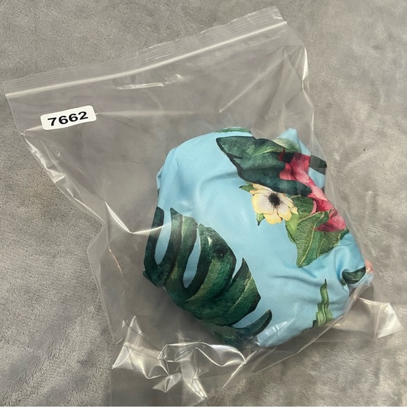 New! Leonisa BIO-PET Technology Gentle Abdominal Control Swimsuit 27662 - Picture 11 of 11